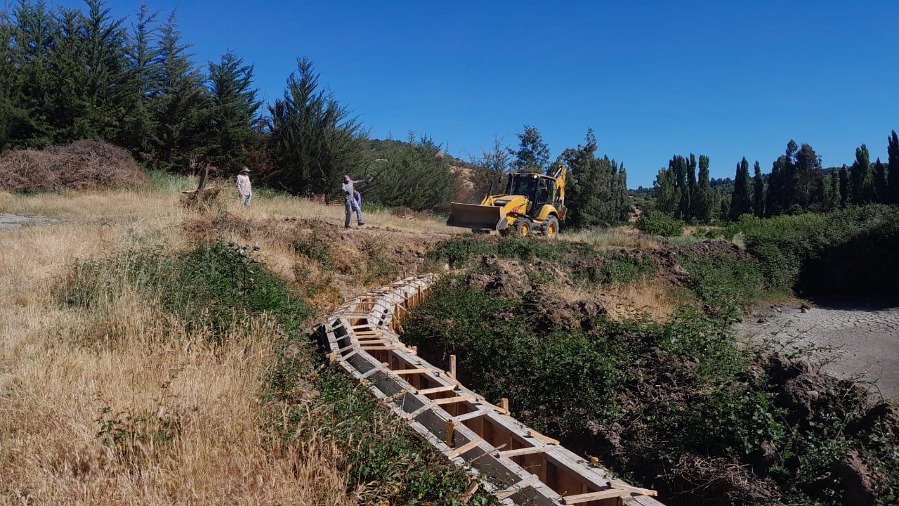 INSTALACION MOLDAJES